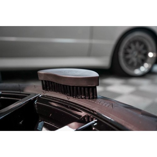 Perie Curatare Anvelope Gyeon Q2M Tire Brush