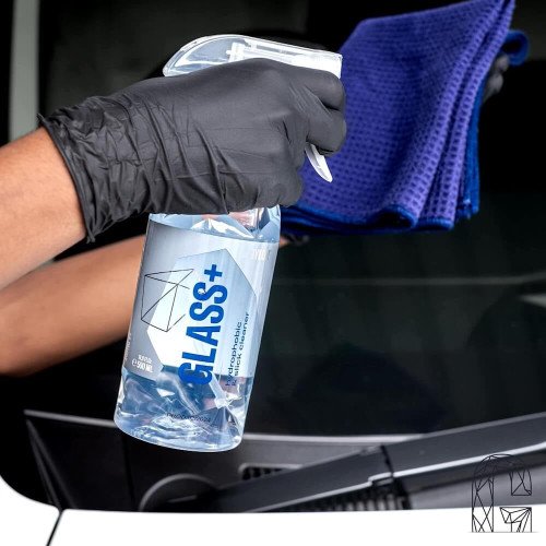Solutie Curatare Geamuri si Efect Hidrofob Gyeon Q2M Glass Plus, 1000ml