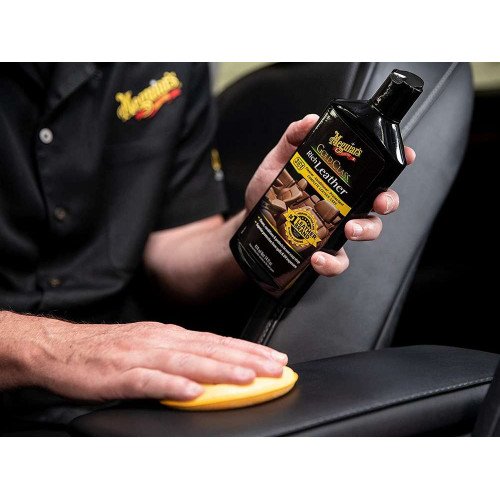 Crema Intretinere Piele Meguiars Gold Class Rich Leather Cleaner-Conditioner-Protectant, 414ml Crema Intretinere Piele Meguiars Gold Class Rich Leather Cleaner-Conditioner-Protectant, 414ml