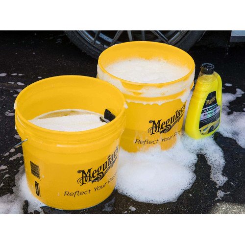 Sampon Auto cu Ceara Meguiar's Ultimate Wash and Wax, 1.42L Sampon Auto cu Ceara Meguiar's Ultimate Wash and Wax, 1.42L