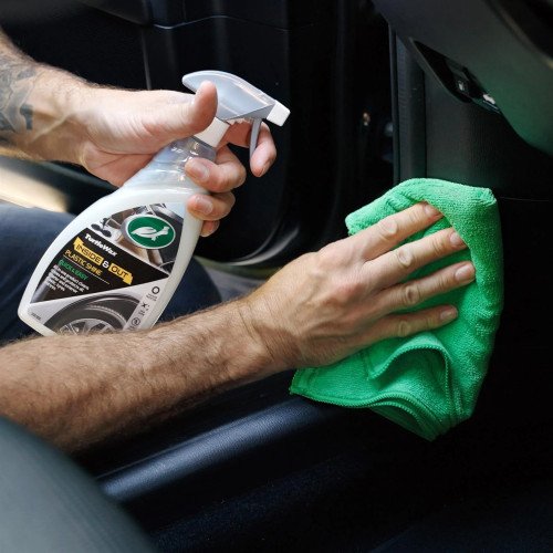 Dressing Plastic Interior si Exterior Auto Turtle Wax Plastic Shine, 500ml Dressing Plastic Interior si Exterior Auto Turtle Wax Plastic Shine, 500ml